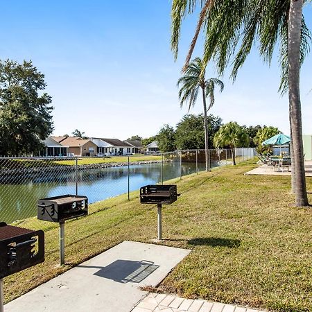 Bella Villa Bradenton Bagian luar foto
