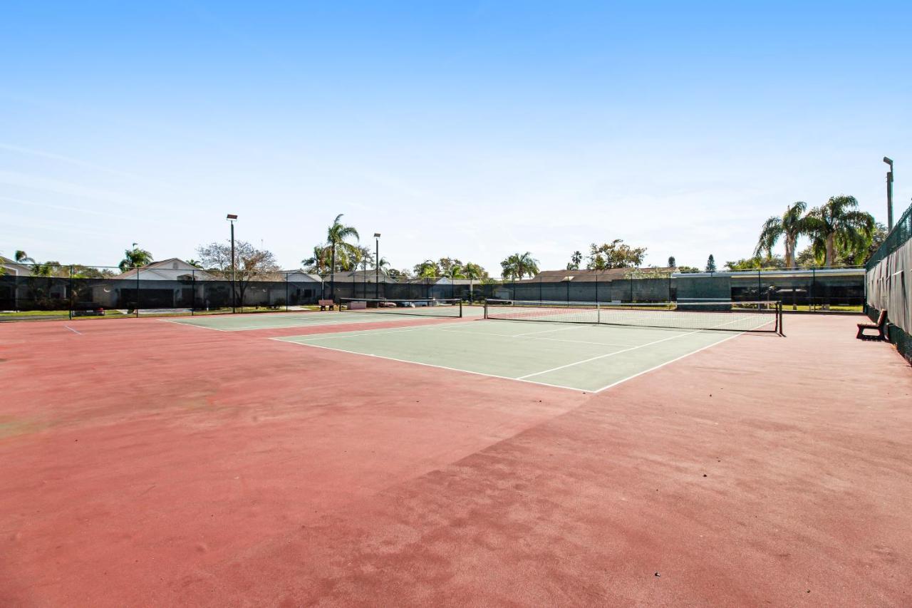 Bella Villa Bradenton Bagian luar foto